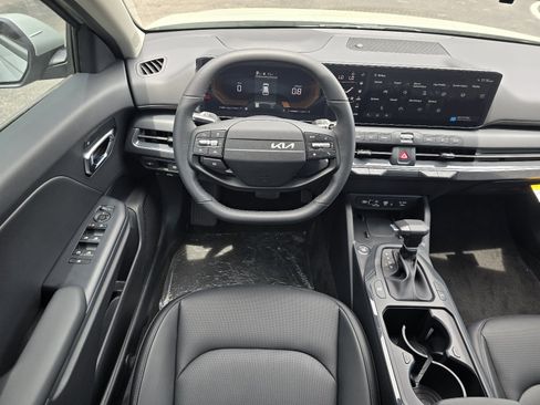 New 2026 Kia K4 EX FWD image 6