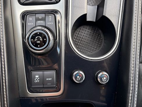 Used 2023 Nissan Maxima Platinum w/ Sport Mat Group FWD image 26