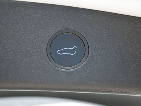 Used 2023 Tesla Model 3 Standard Range RWD image 15