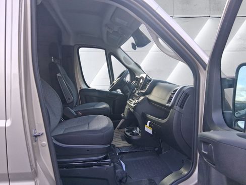 New 2026 RAM ProMaster 1500 w/ Quick Order Package 22G SLT image 16