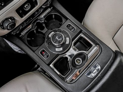 Used 2014 Rolls-Royce Ghost image 35