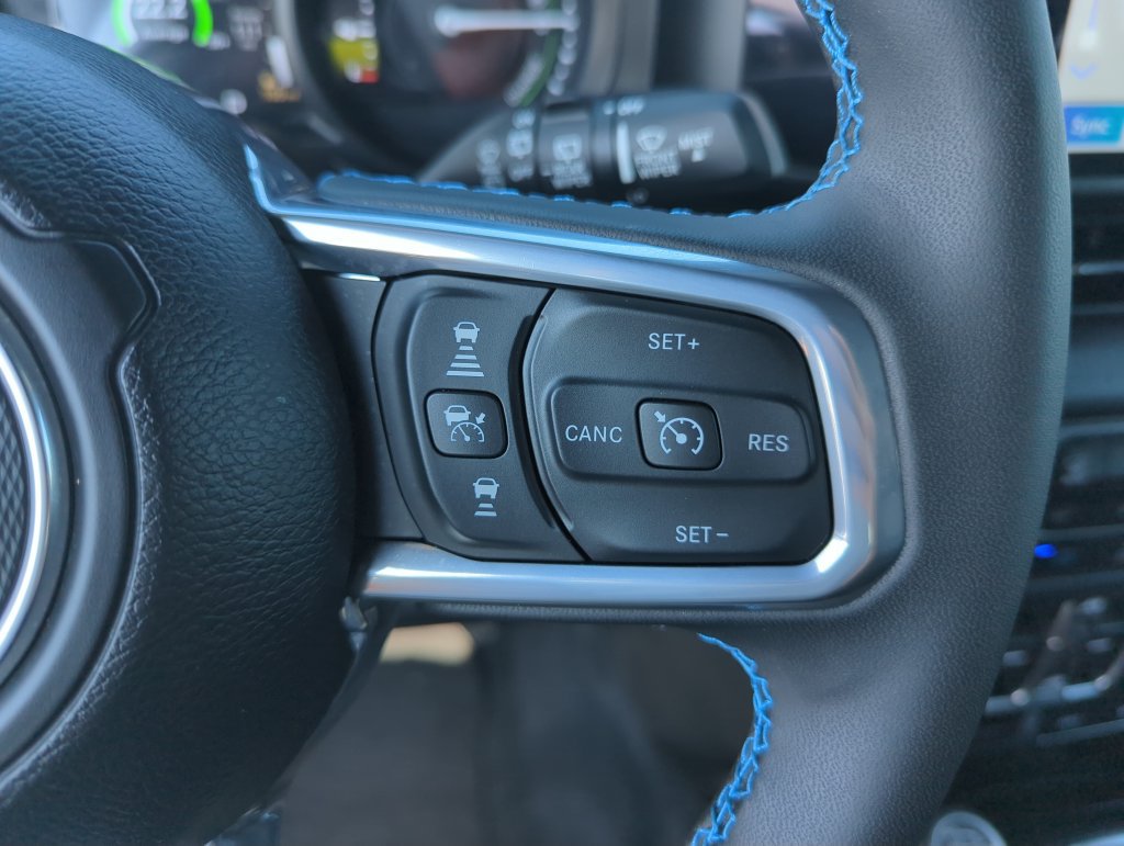 Used 2024 Jeep Wrangler High Altitude AWD/4WD image 20