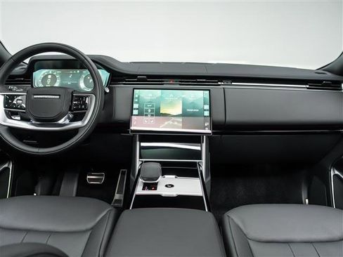 Used 2026 Land Rover Range Rover SE AWD/4WD image 18