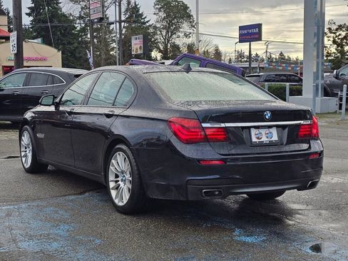 Used 2014 BMW 740i image 5