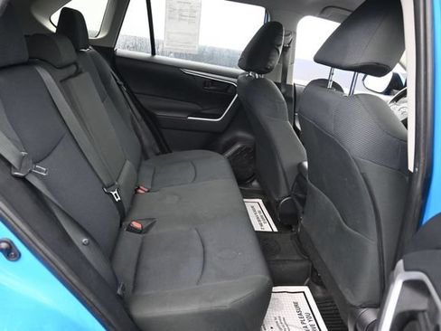 Used 2019 Toyota RAV4 LE w/ All Weather Liner Package AWD/4WD image 6