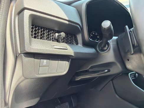 Used 2024 Honda CR-V Sport image 32