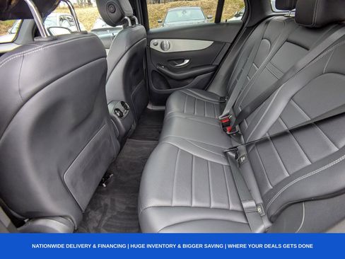 Used 2019 Mercedes-Benz GLC 300 GLC 300 w/ Premium Package image 16