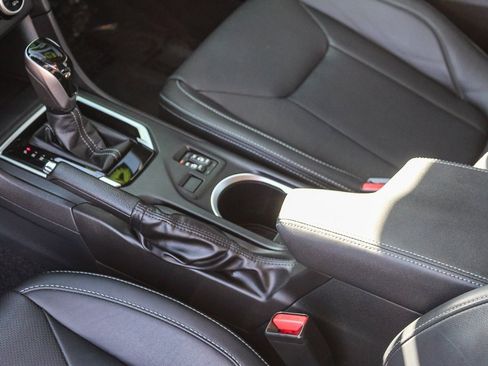 Used 2022 Subaru Impreza 2.0i Limited image 20