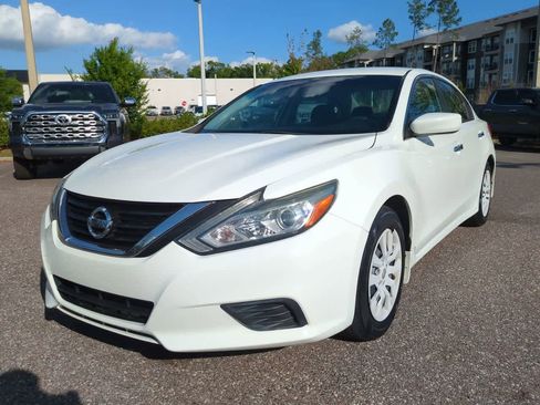 Used 2018 Nissan Altima 2.5 S w/ S Convenience Package image 2