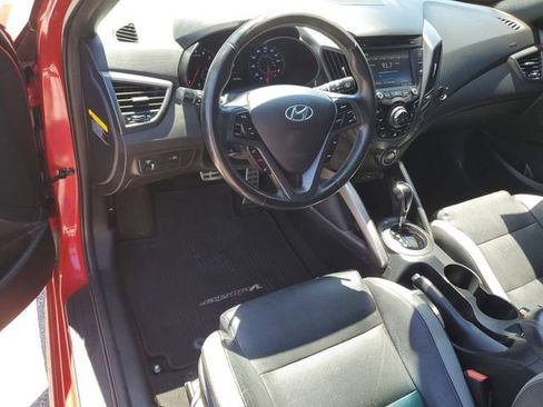 Used 2016 Hyundai Veloster Turbo FWD image 12