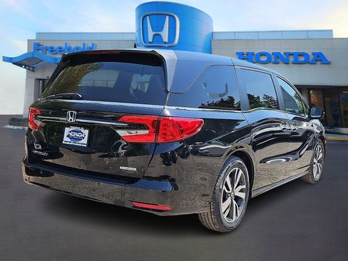 Certified 2023 Honda Odyssey Touring image 7