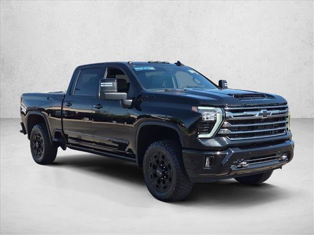 Certified 2024 Chevrolet Silverado 2500 High Country w/ Midnight Edition AWD/4WD image 2