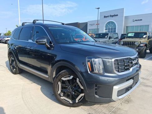 Used 2024 Kia Telluride S w/ S Sunroof Package FWD image 1