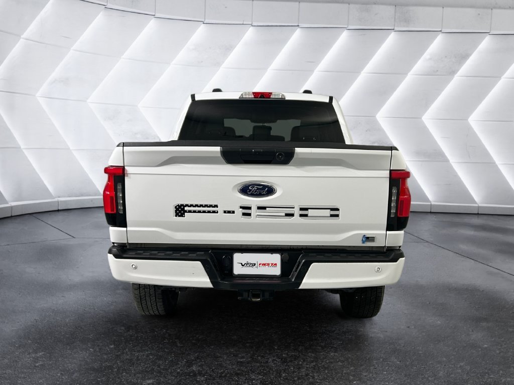 Used 2023 Ford F150 Lightning XLT AWD/4WD image 5
