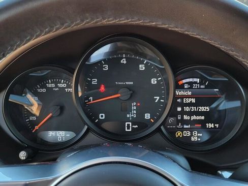 Used 2024 Porsche 718 Cayman image 12