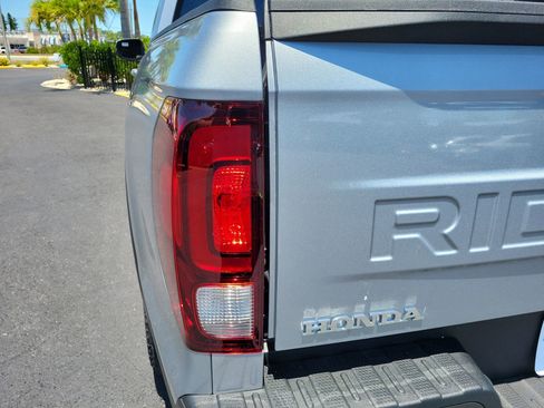 New 2026 Honda Ridgeline RTL image 11
