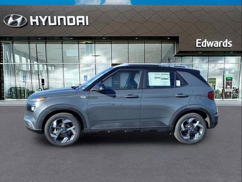 New 2026 Hyundai Venue SEL image 3