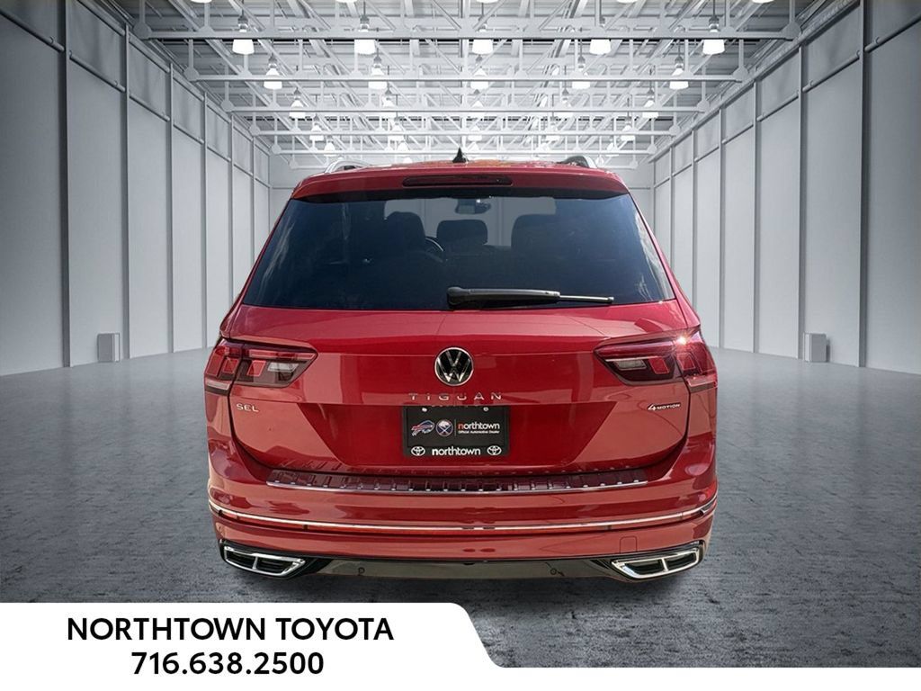 Used 2024 Volkswagen Tiguan SEL R-Line AWD/4WD image 6