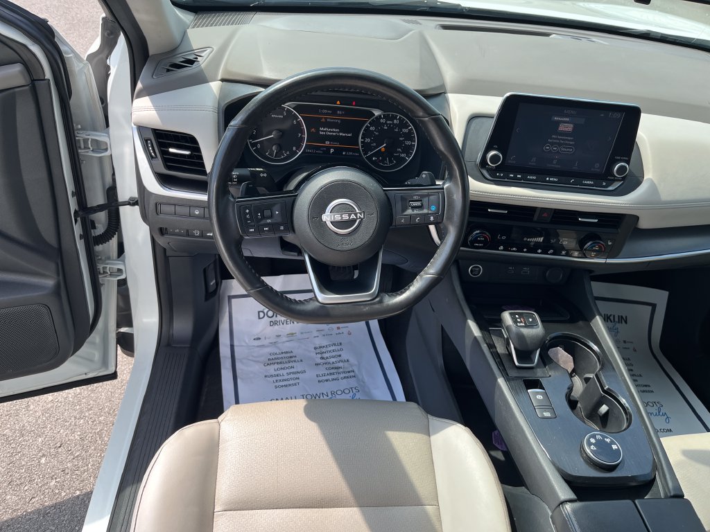 Used 2023 Nissan Rogue SV w/ SV Premium B Package AWD/4WD image 15