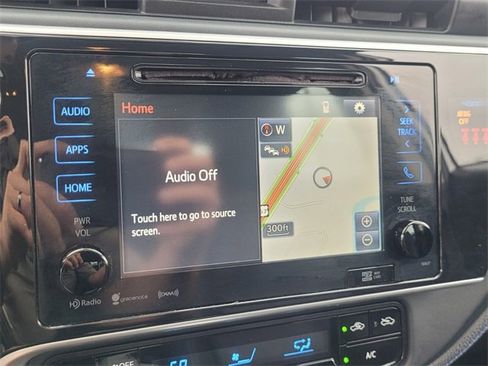 Used 2019 Toyota Corolla XSE image 20