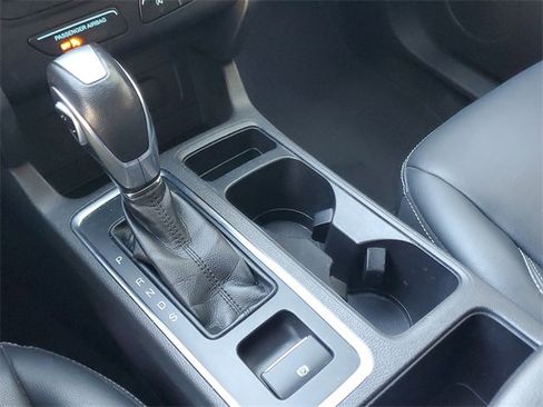 Used 2019 Ford Escape SEL image 27