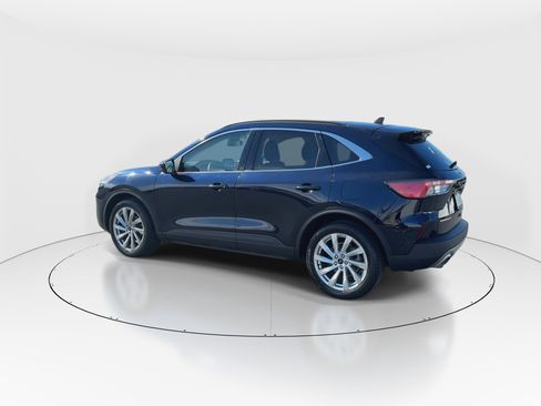 Used 2021 Ford Escape Titanium w/ Titanium Elite Package image 6