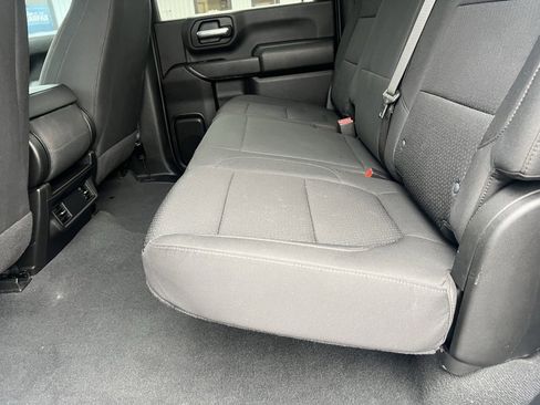 Used 2022 Chevrolet Silverado 2500 Custom w/ Custom Convenience Package image 13