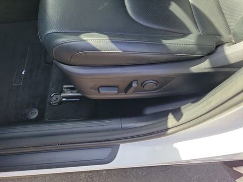 Used 2023 Kia Sportage EX image 14