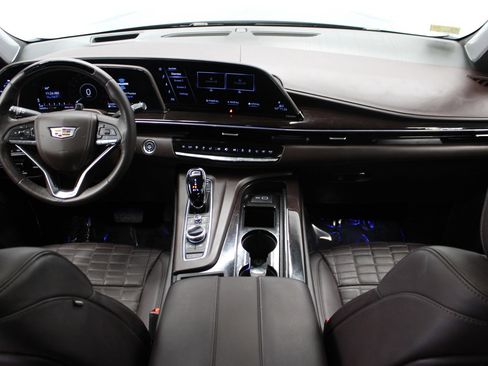 Used 2023 Cadillac Escalade Sport Platinum w/ LPO, ONYX Package image 23