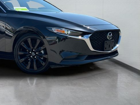 Used 2025 MAZDA MAZDA3 s FWD image 3