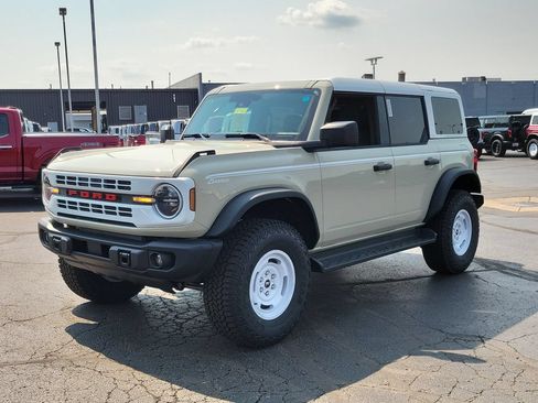New 2026 Ford Bronco Heritage Edition AWD/4WD image 8