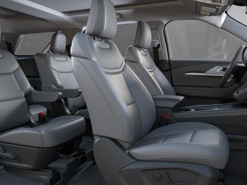 New 2025 Ford Explorer Active w/ Active Comfort Package image 23