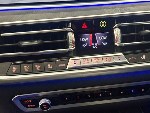Used 2021 BMW X5 sDrive40i w/ M Sport Package RWD image 16