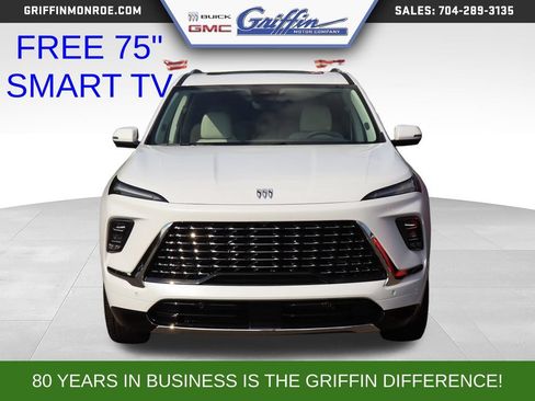 New 2027 Buick Enclave Avenir w/ LPO, Illumination Package FWD image 7