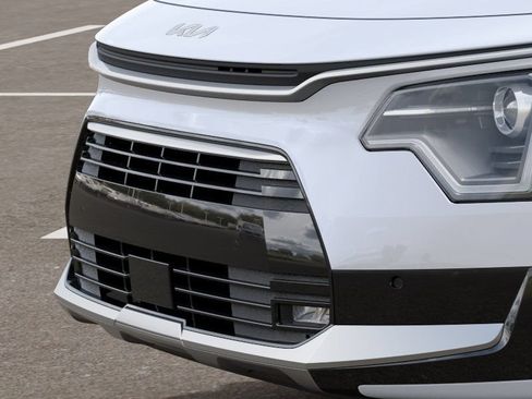New 2026 Kia Niro FWD image 12