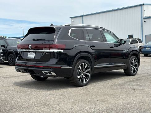 New 2026 Volkswagen Atlas SEL Premium R-Line AWD/4WD image 3