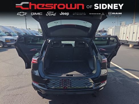 Used 2024 Chevrolet Equinox EV RS FWD image 14