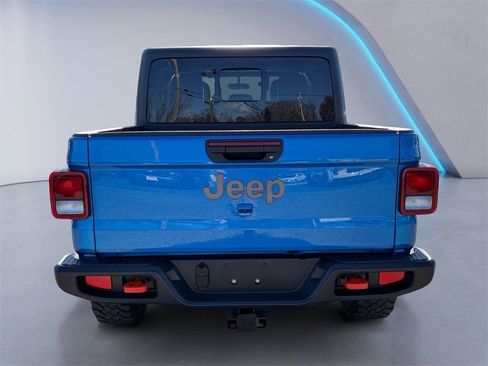 Used 2021 Jeep Gladiator Mojave w/ Cold Weather Group image 4