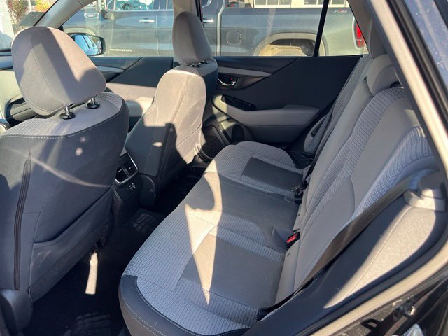 Used 2024 Subaru Outback Premium AWD/4WD image 16
