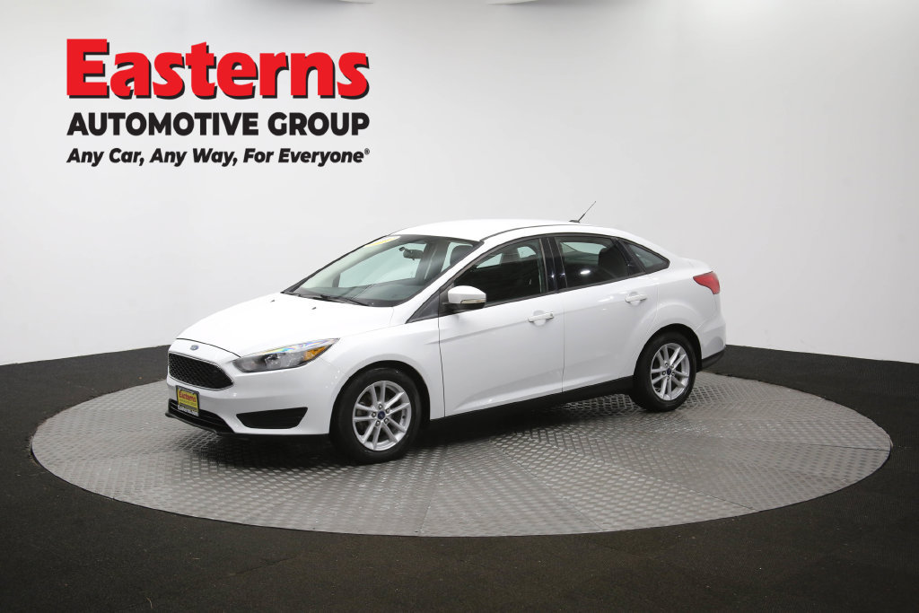 Used 2018 Ford Focus SE w/ Cold Weather Package FWD image 56