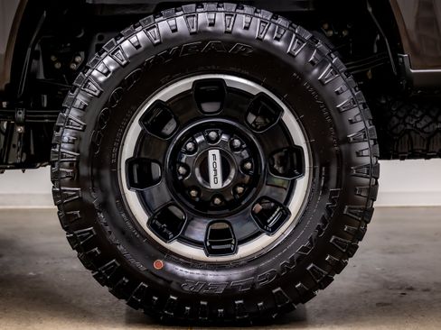 Used 2024 Ford F350 XLT w/ Black Appearance Package AWD/4WD image 40