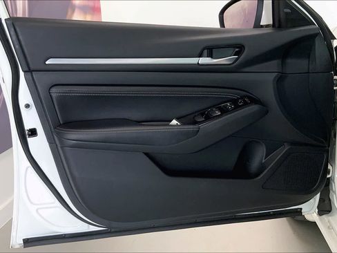 Used 2022 Nissan Altima 2.5 SL image 25