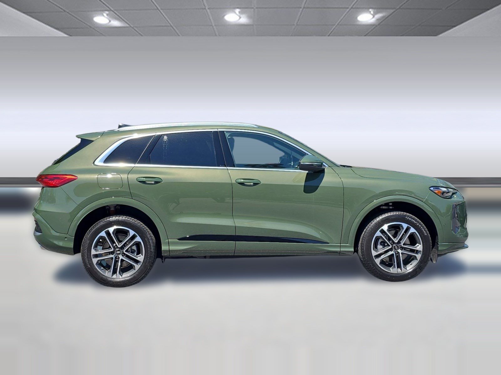 Used 2026 Audi Q5 Premium AWD/4WD image 8