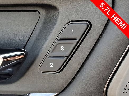 Used 2023 RAM 1500 Limited AWD/4WD image 26
