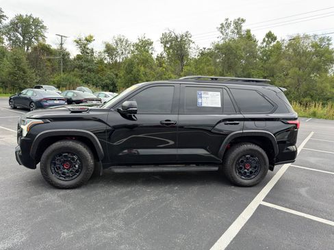 Used 2025 Toyota Sequoia TRD Pro AWD/4WD image 3
