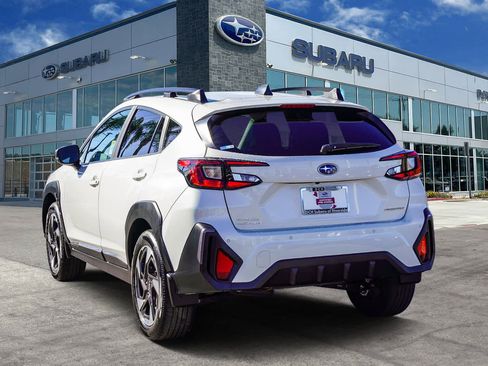 Used 2024 Subaru Crosstrek 2.5i Limited w/ Crosstrek Mirror Package image 6