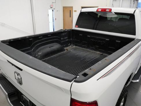 Used 2024 RAM 2500 Big Horn AWD/4WD image 38