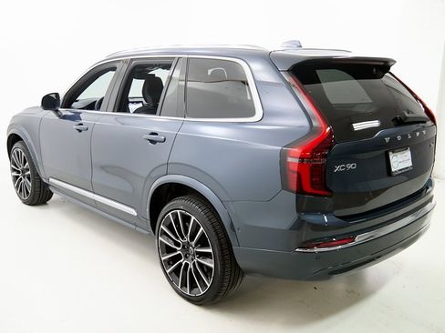 Certified 2025 Volvo XC90 B6 Ultra image 7