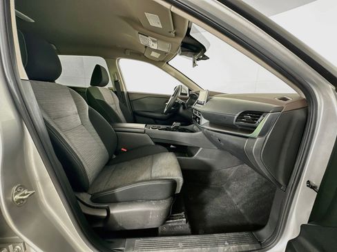 Used 2023 Nissan Rogue SV AWD/4WD image 29