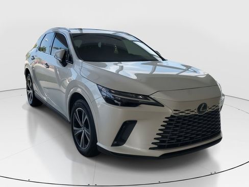 Used 2023 Lexus RX 350 Premium image 2